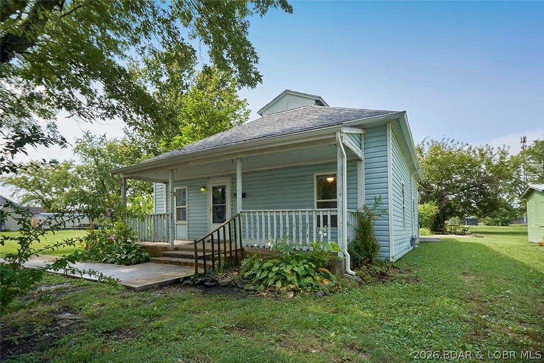 431 E 3rd Street Property Photo 1