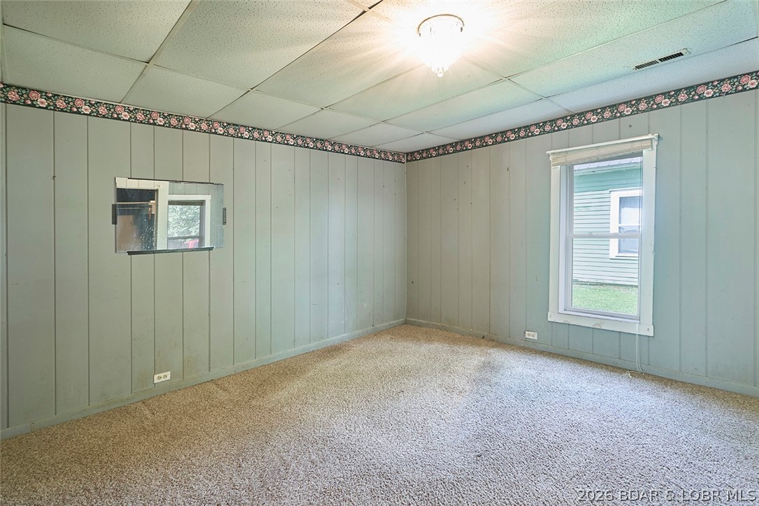 431 E 3rd Street Property Photo 8