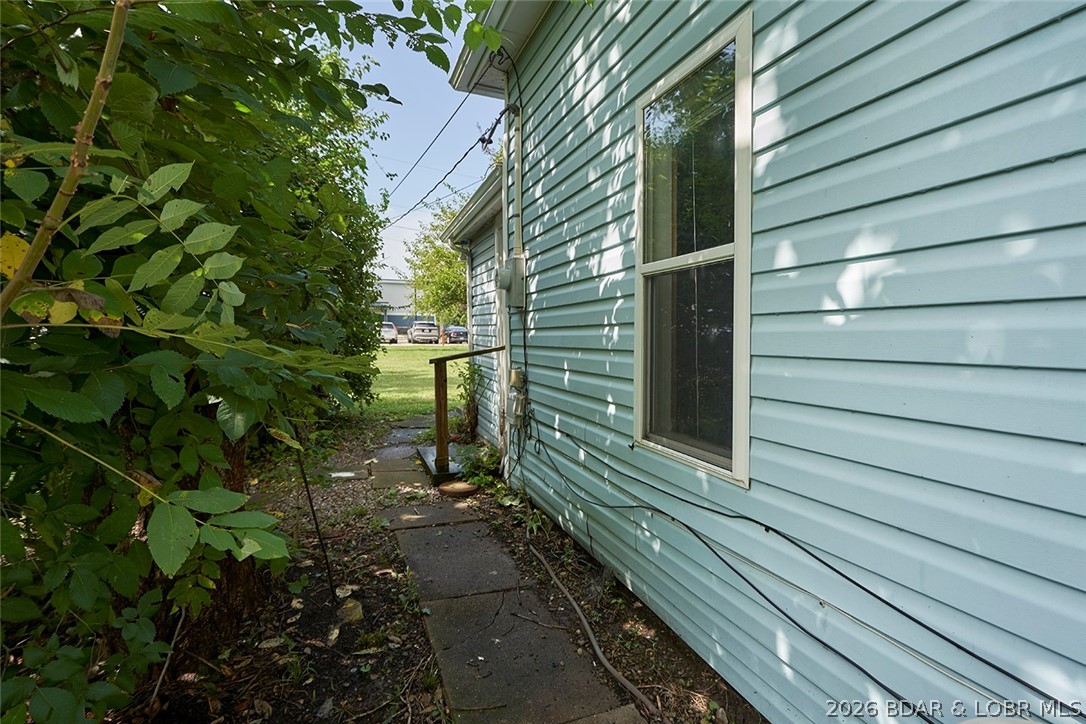 431 E 3rd Street Property Photo 34