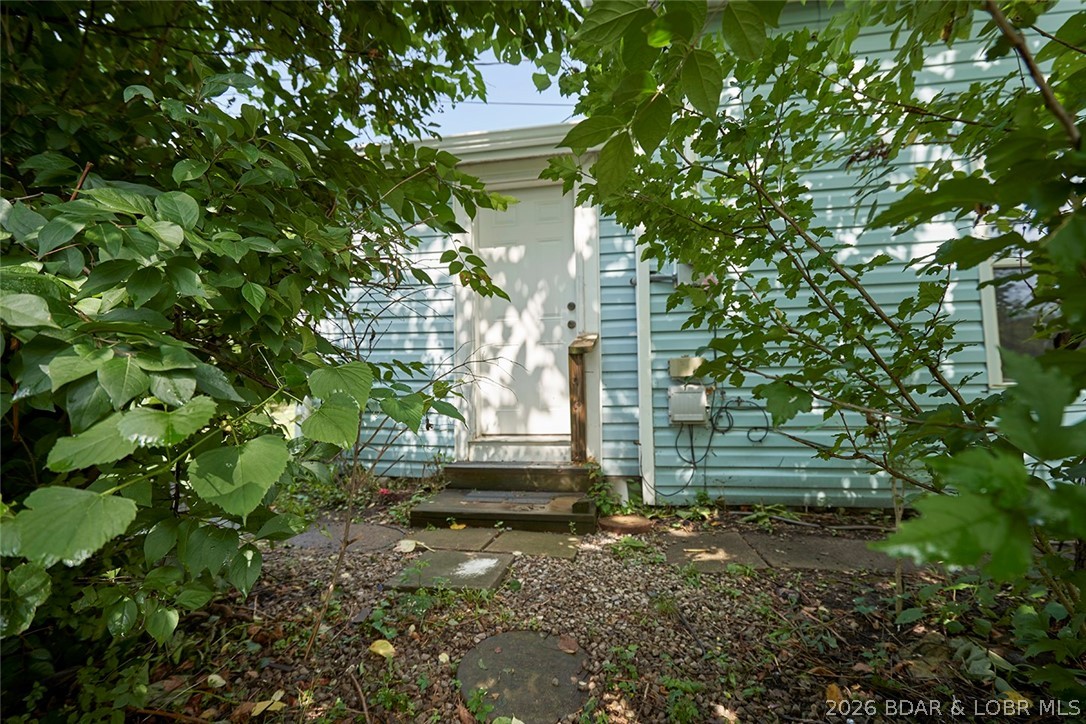 431 E 3rd Street Property Photo 35