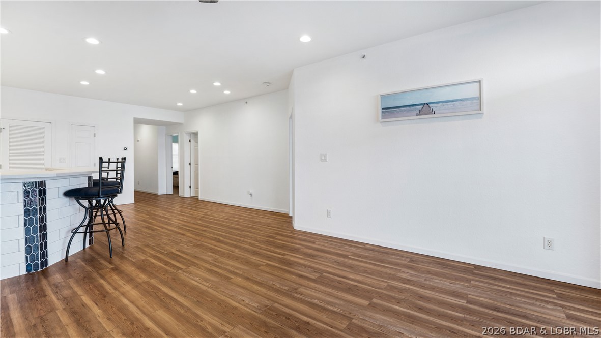 5450 Christopher Lane 413 Property Photo 6