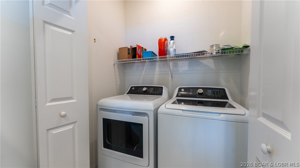 5450 Christopher Lane 413 Property Photo 28