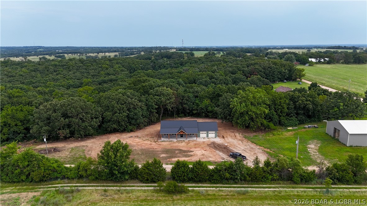 22636 Beacon Road Property Photo 1