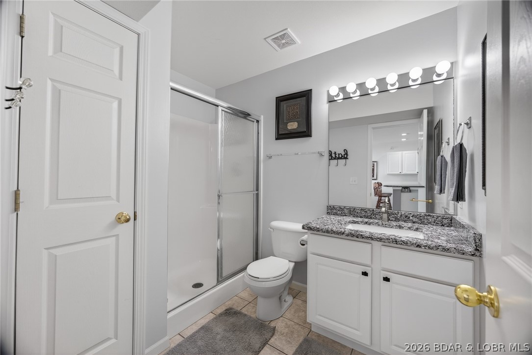 172 Cedar Glen Drive 4b Property Photo 9
