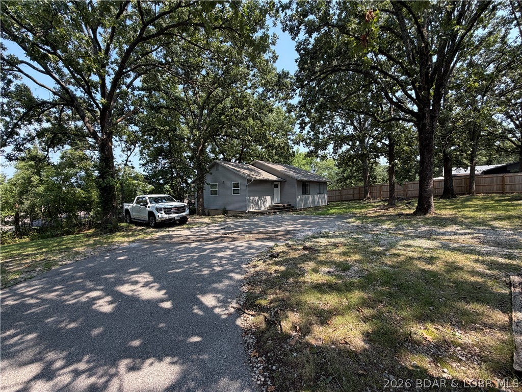 964 Murphy Road Property Photo 2