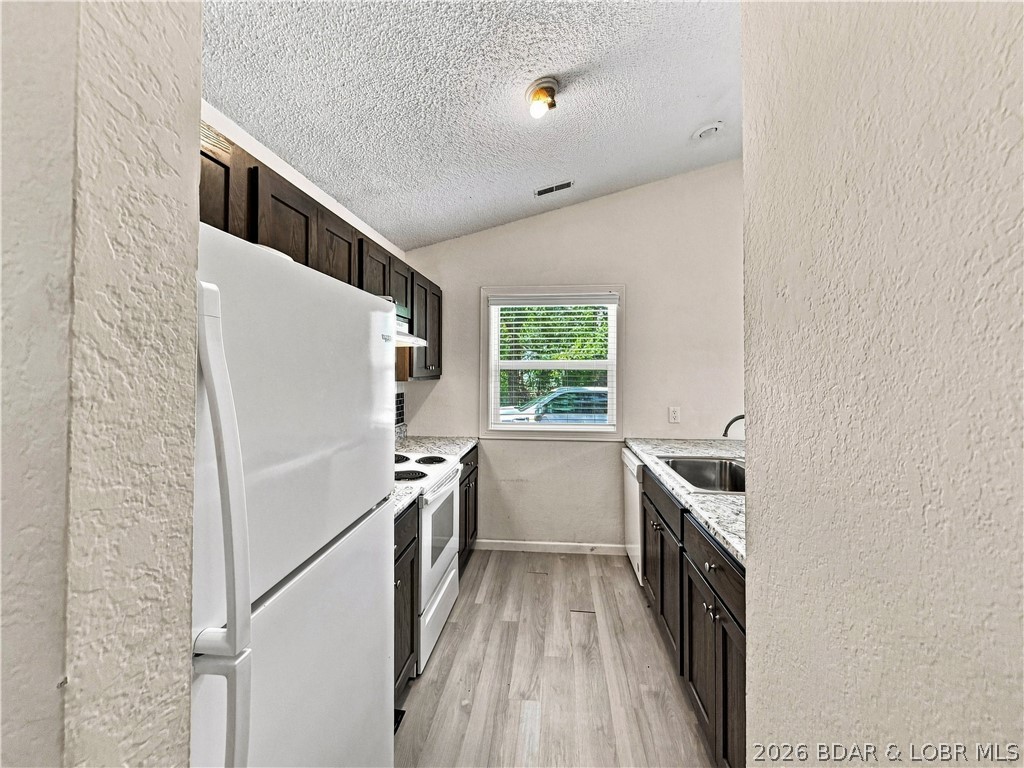 964 Murphy Road Property Photo 11