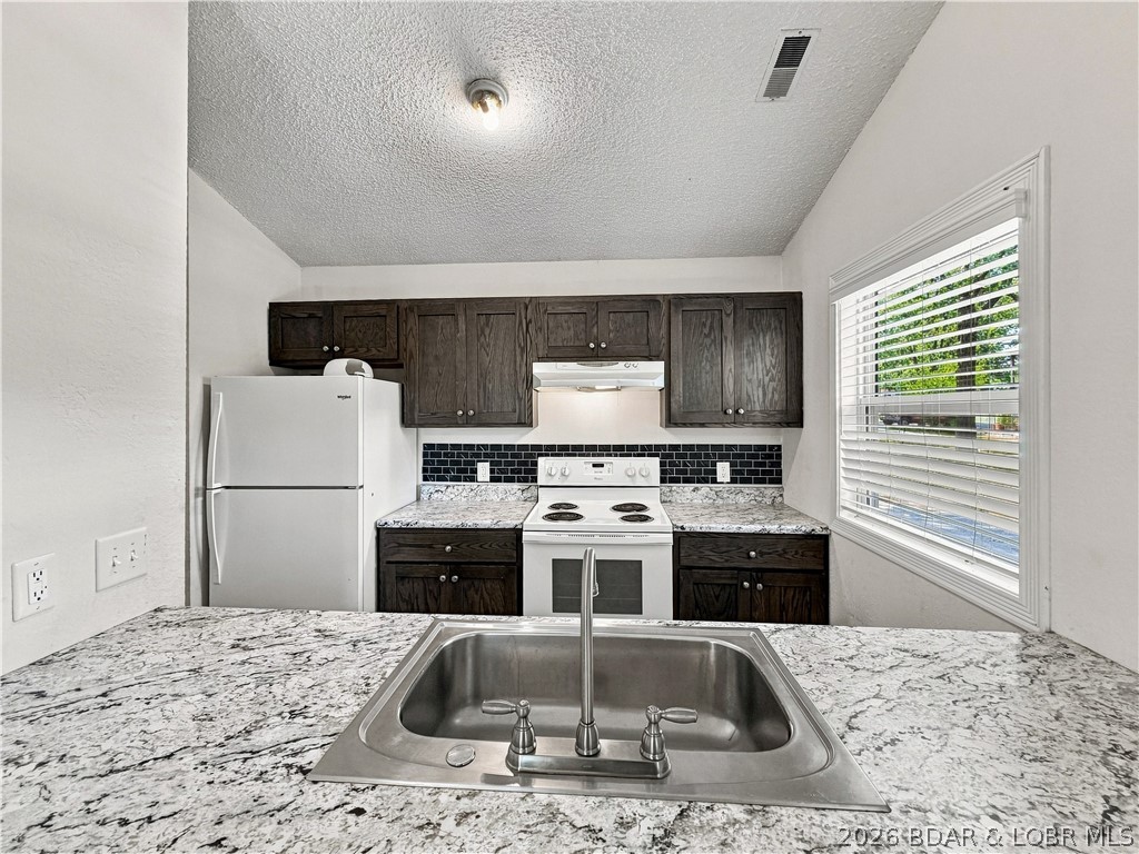964 Murphy Road Property Photo 12
