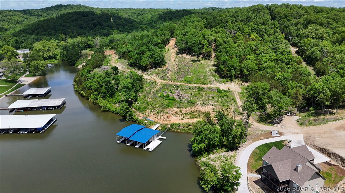 835 Greenview Drive Property Photo 1