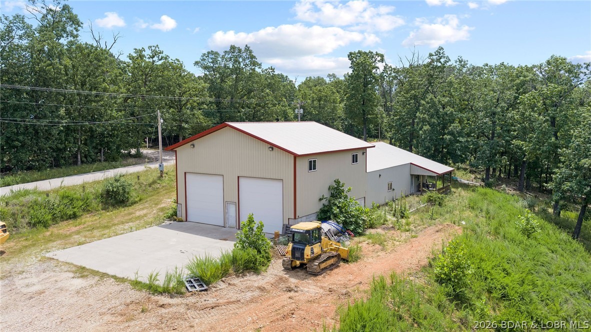 835 Greenview Drive Property Photo 8