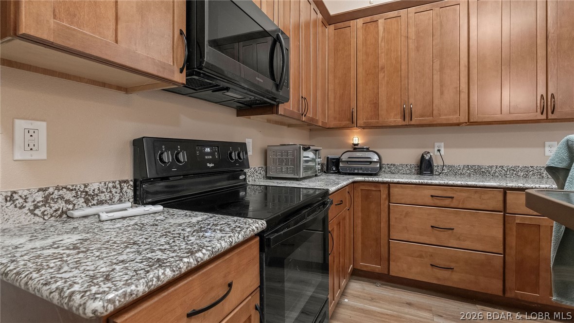 835 Greenview Drive Property Photo 49