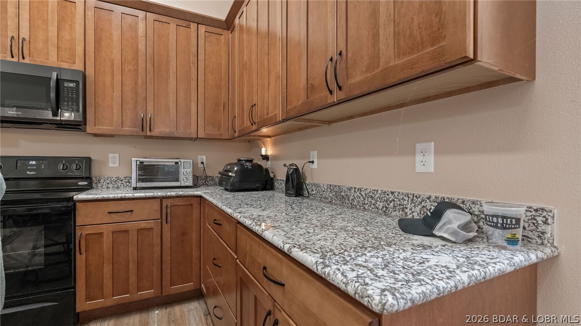 835 Greenview Drive Property Photo 50