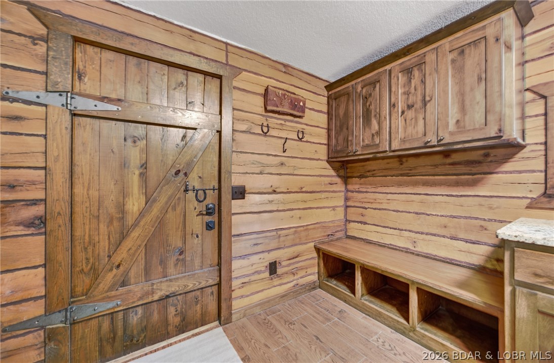 607 Bagnell Main Street Property Photo 4