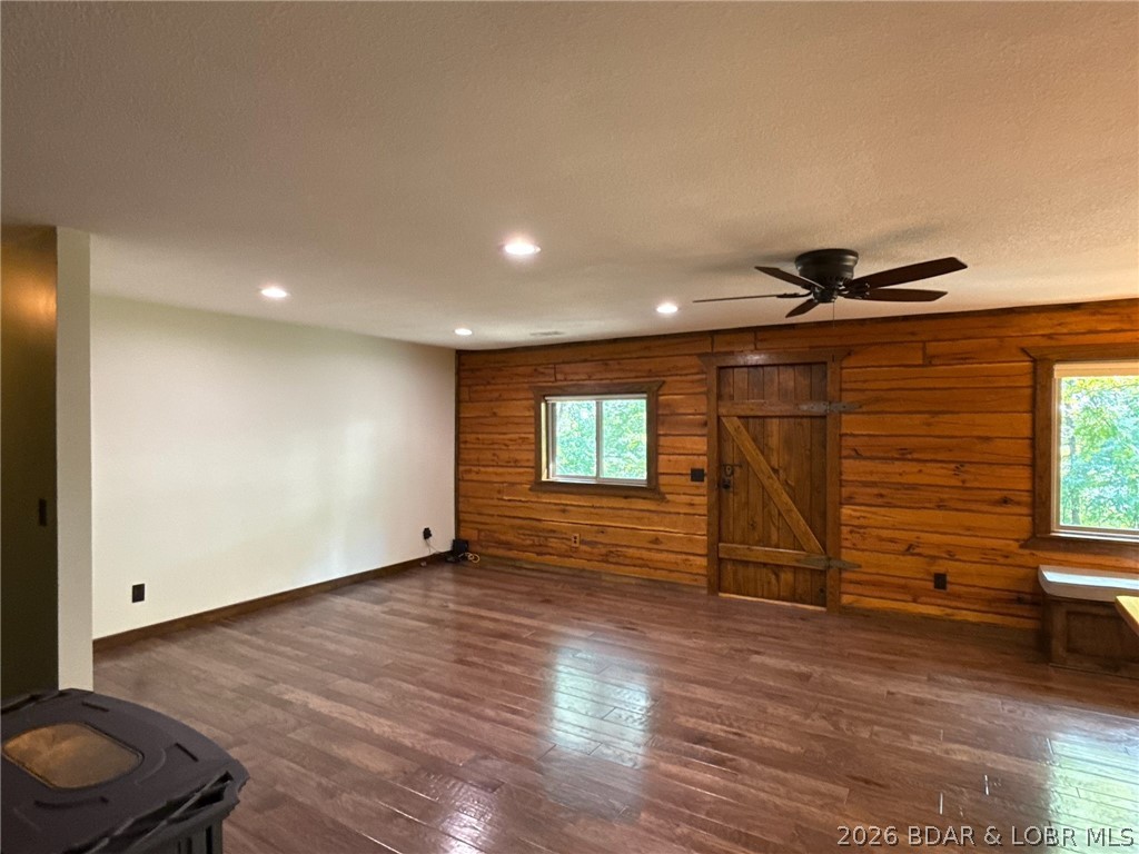 607 Bagnell Main Street Property Photo 7