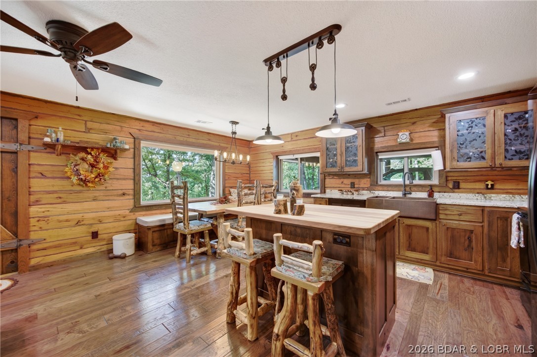 607 Bagnell Main Street Property Photo 8