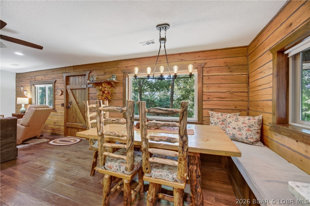 607 Bagnell Main Street Property Photo 13