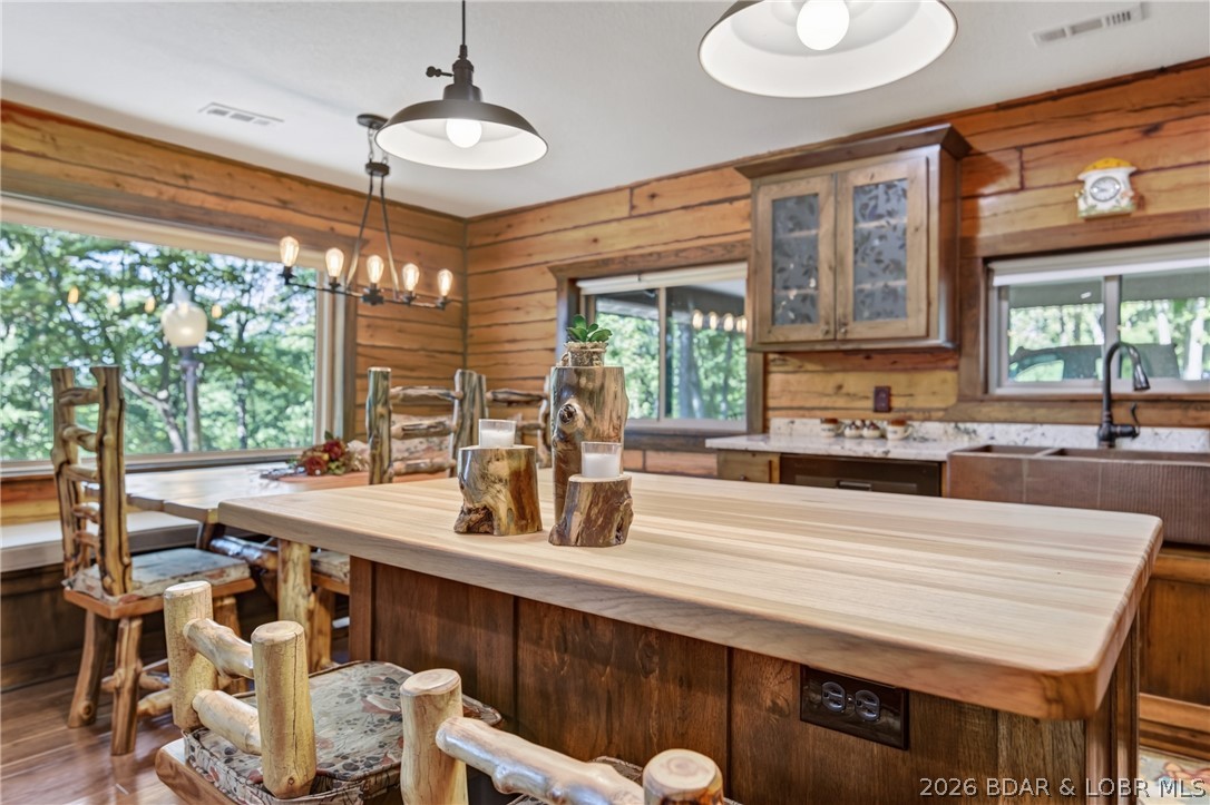 607 Bagnell Main Street Property Photo 14