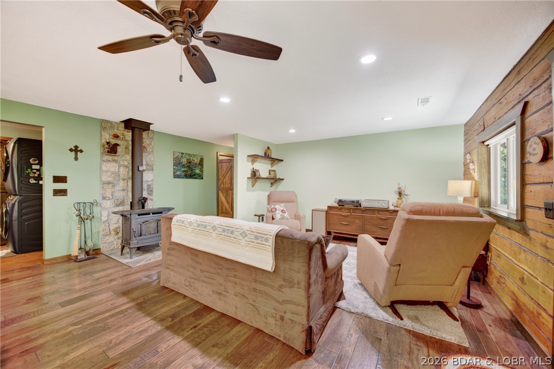 607 Bagnell Main Street Property Photo 20