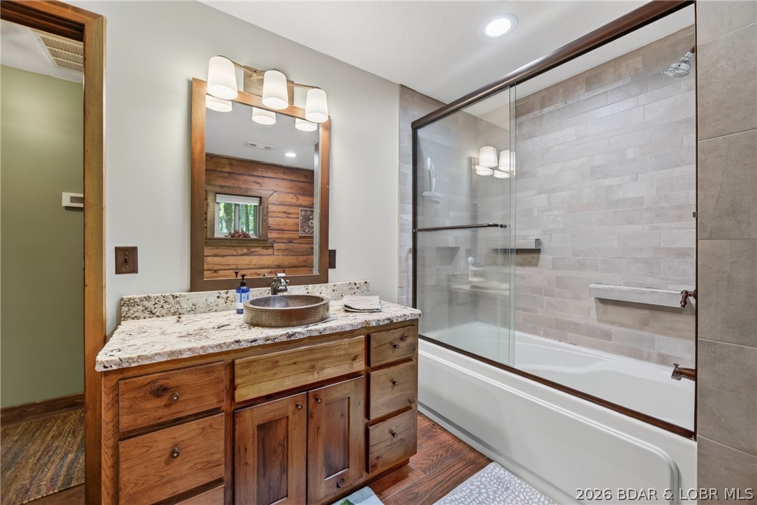 607 Bagnell Main Street Property Photo 23