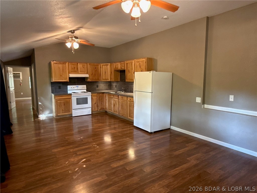 607 Bagnell Main Street Property Photo 70