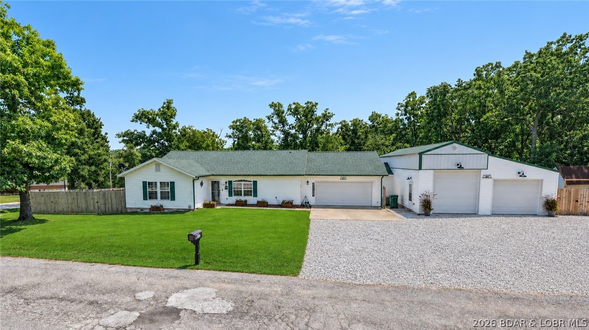 366 Highlands Dr Property Photo 1