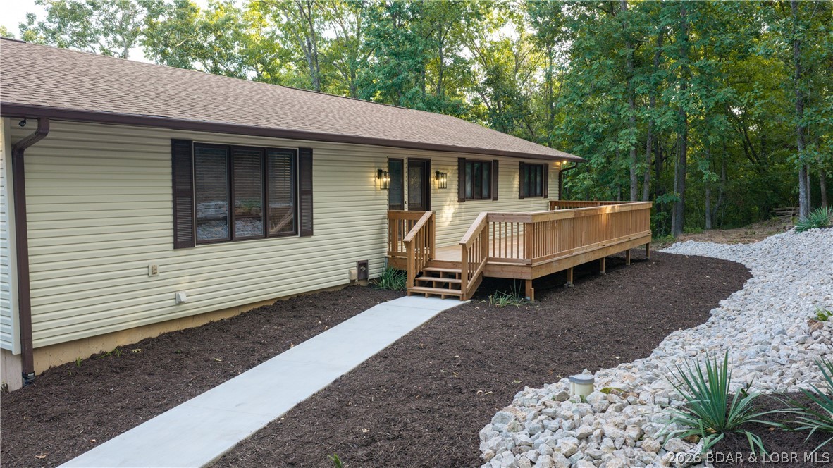 5 Hallie Drive Property Photo 6