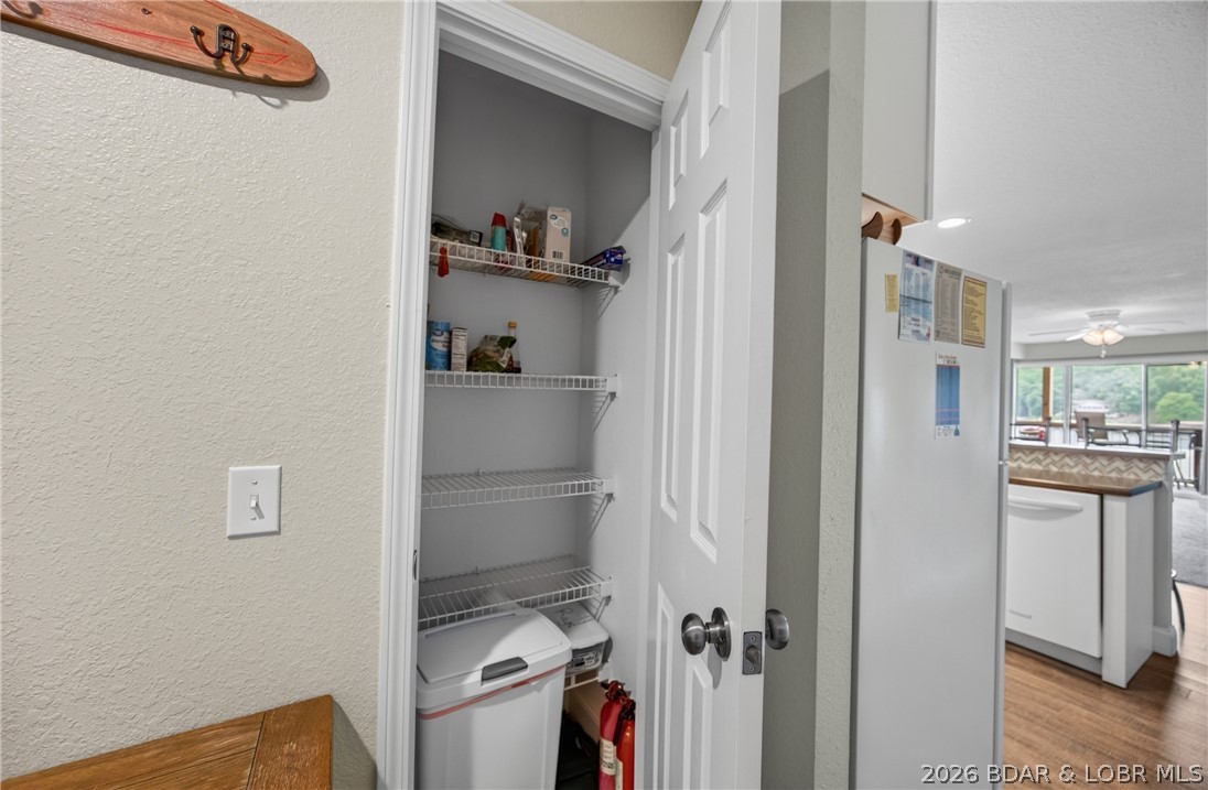 1481 Ledges Drive 221 Property Photo 7