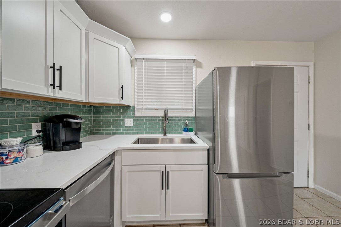 37 Hampton Bay Road 1 Property Photo 6