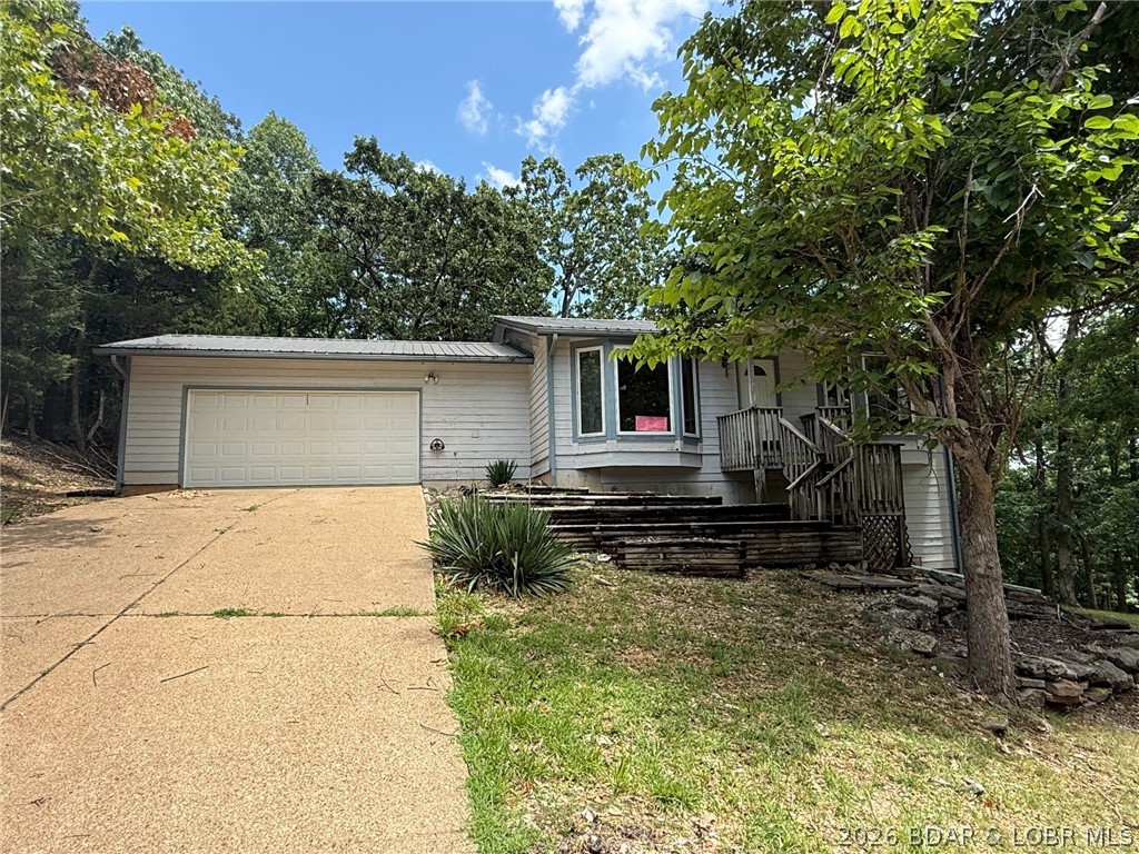 200 Wagonwheel Drive Property Photo 1