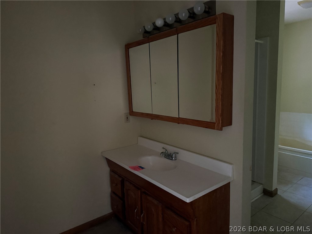 200 Wagonwheel Drive Property Photo 8