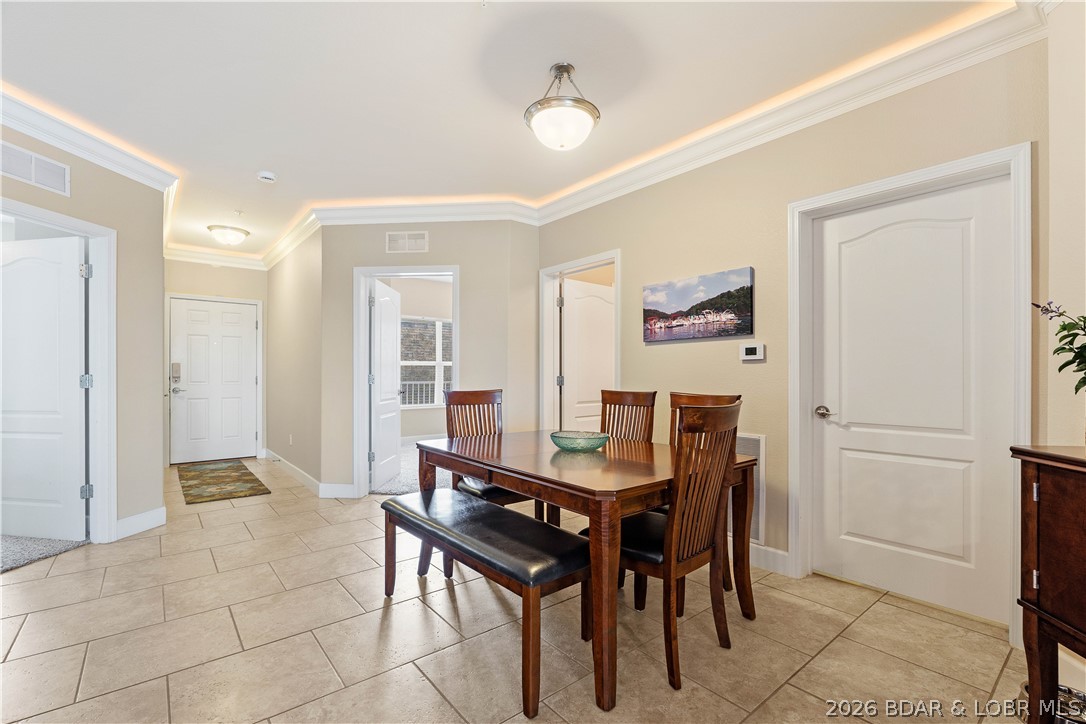 100 Trinity Pointe Drive 3n Property Photo 12