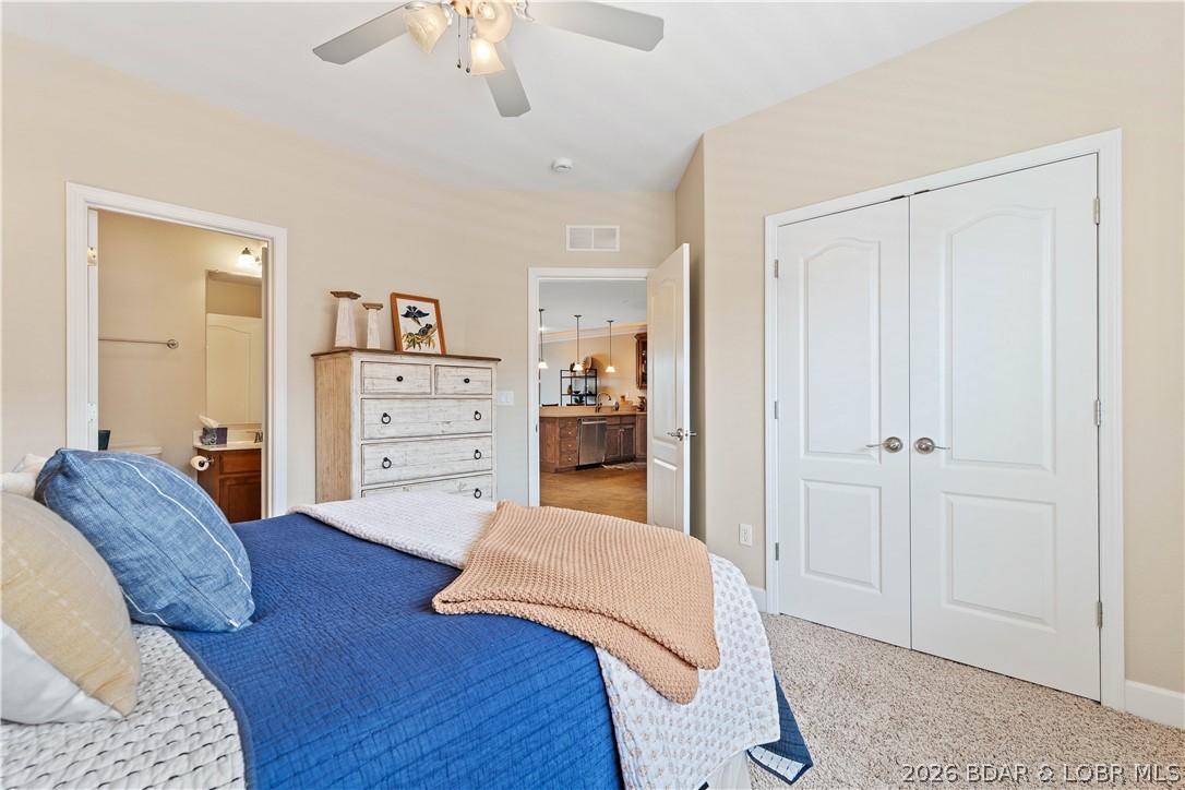 100 Trinity Pointe Drive 3n Property Photo 19