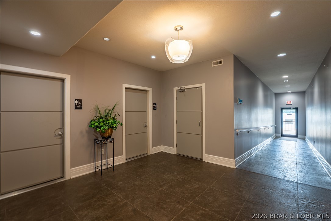 100 Trinity Pointe Drive 3n Property Photo 40