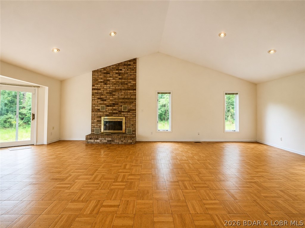 31365 Haddon Place Property Photo 3