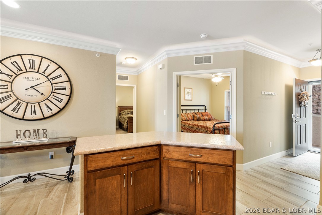 100 Trinity Pointe Drive 2j Property Photo 14
