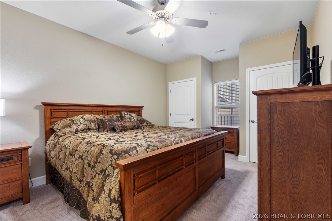 100 Trinity Pointe Drive 2j Property Photo 19