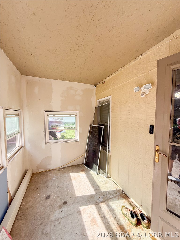 407 S Oak St Property Photo 22