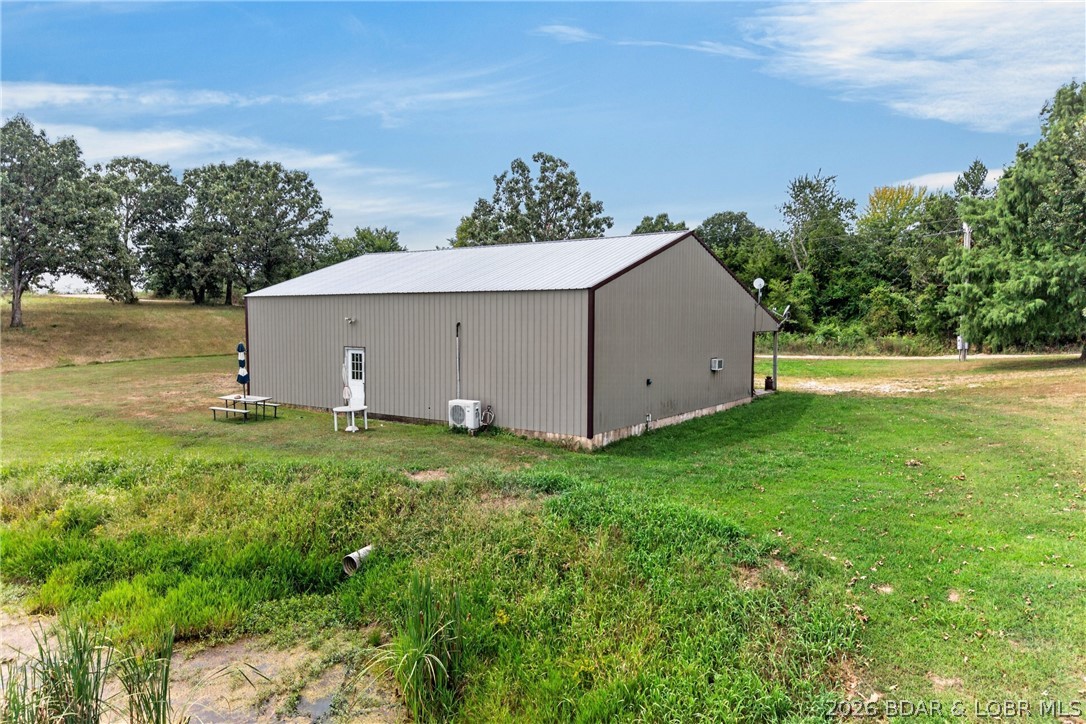 29250 Highway U Property Photo 5