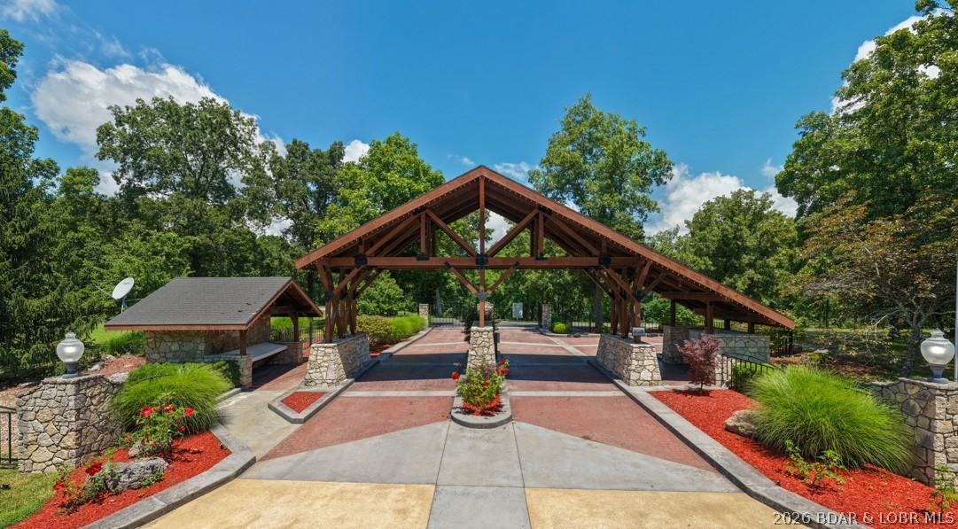 500 Big Cedar Drive Property Photo 1