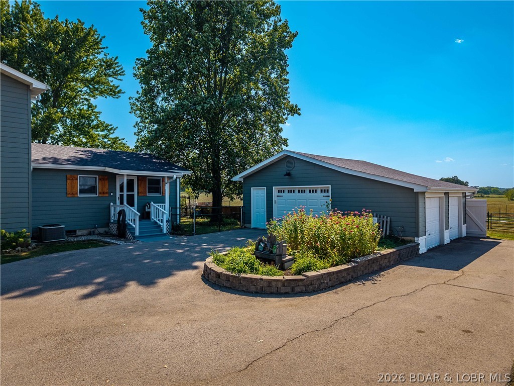 33961 Highway D Property Photo 54