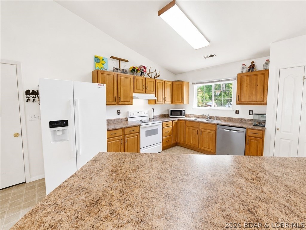 5 Rayburn Drive Property Photo 7