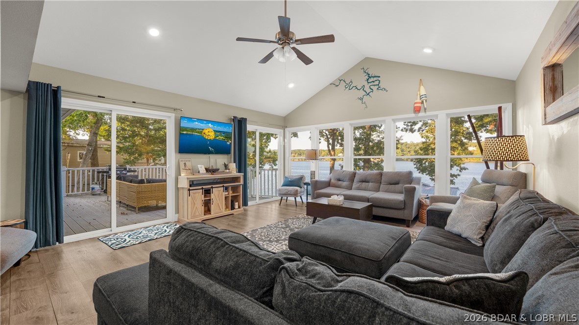 350 Sunset Road Property Photo 3