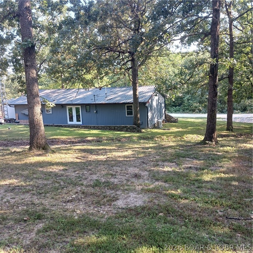 12831 Oak Leaf Drive Property Photo 11