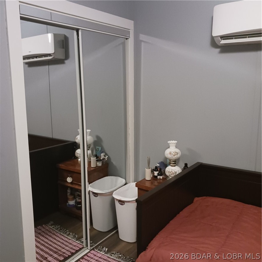 12831 Oak Leaf Drive Property Photo 28