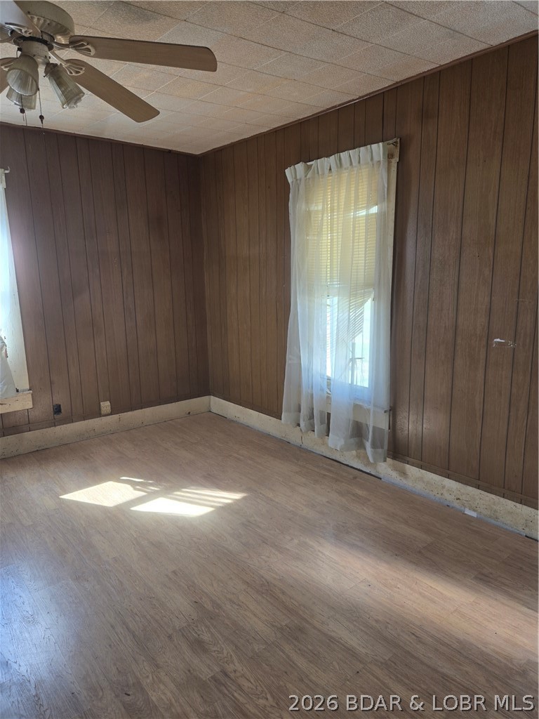 208 Main Property Photo 17