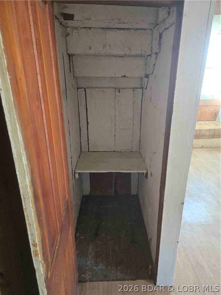 208 Main Property Photo 19