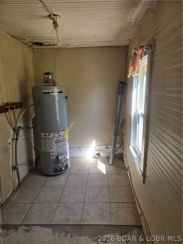 208 Main Property Photo 38