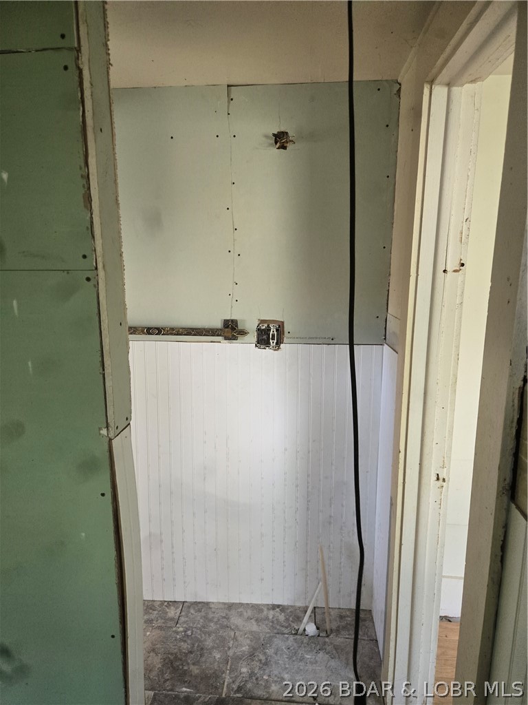 208 Main Property Photo 44