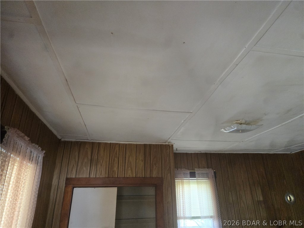 208 Main Property Photo 61