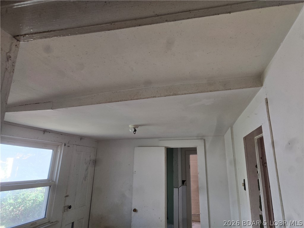 208 Main Property Photo 63