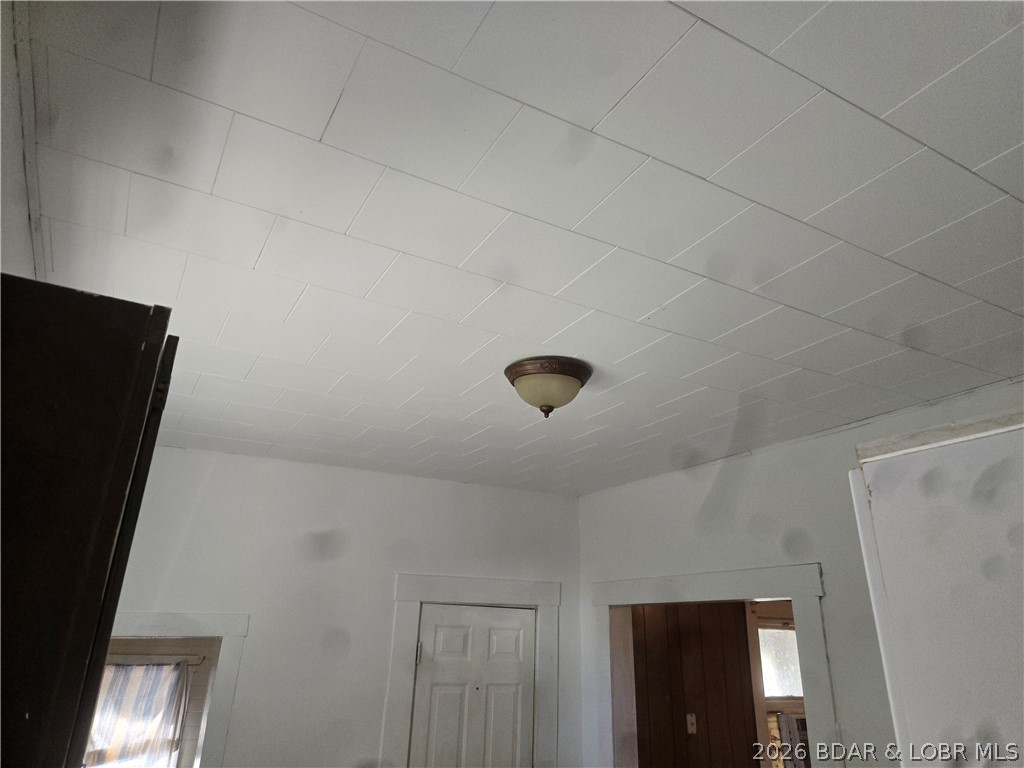 208 Main Property Photo 66